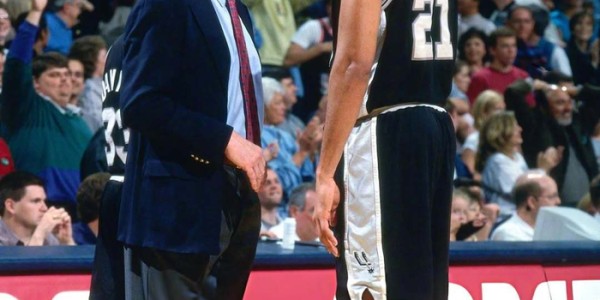AG体育官方入口-马刺尼克斯总决赛经典战靴绰号引回忆|NBA|圣安东尼奥马刺队|NBA总决赛|纽约尼克斯队|致青春_新浪体育_新浪新闻